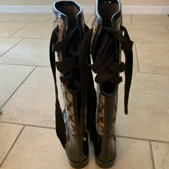 coach rain boots - Picture 2 of 2